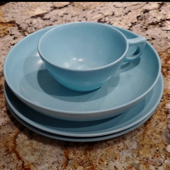 Branchell Other - BRANCHELL Royale Designer Vintage Melmac Dinnerware - Lot of 4 Pcs